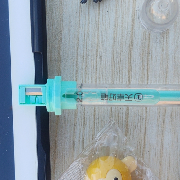 HB Thick Lead Macron Pencil - Picture 2 of 9